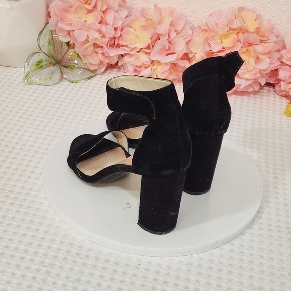 Jeffrey Campbell Lindsay Black Suede Ankle Strap Block Heel Black Size 8.5 - Picture 3 of 8